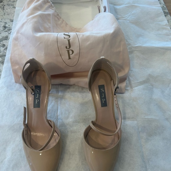 SJP by Sarah Jessica Parker Tan Heels Elegant Design - Picture 8 of 8